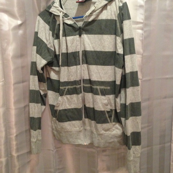 019 zero nineteen zipper hoodie