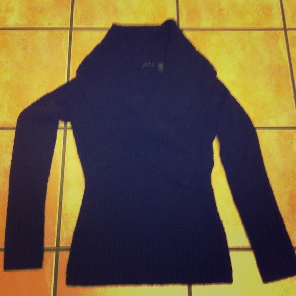 NWOT-Black Sweater blouse