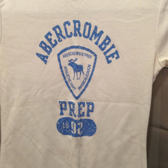 Abercrombie tee