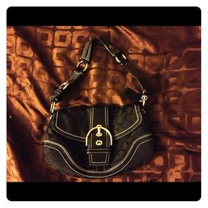 💥RESERVED FOR ashley_1223💥Coach purse