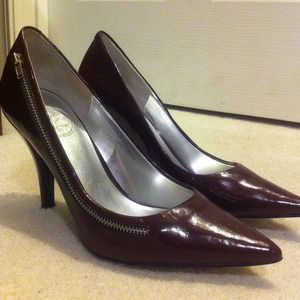 Jessica Simpson Zipper Heels!