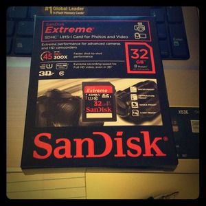 Flash memory cars in 32 GB