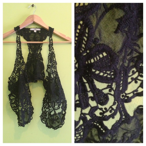 ππ VEST BUNDLE ππ - Picture 3 of 4