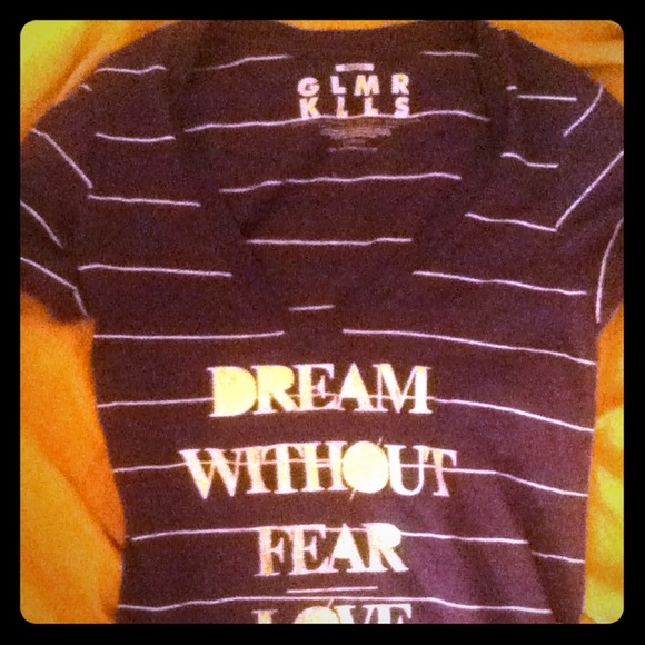 Glamour kills Tee!