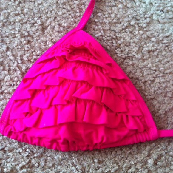 ❌SOLD❌Ruffled String Bikini - Picture 3 of 3
