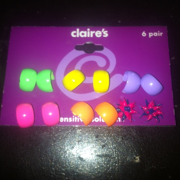 6 Pair CLAIRE'S Earrings Set