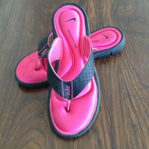 Nike comfort footbed