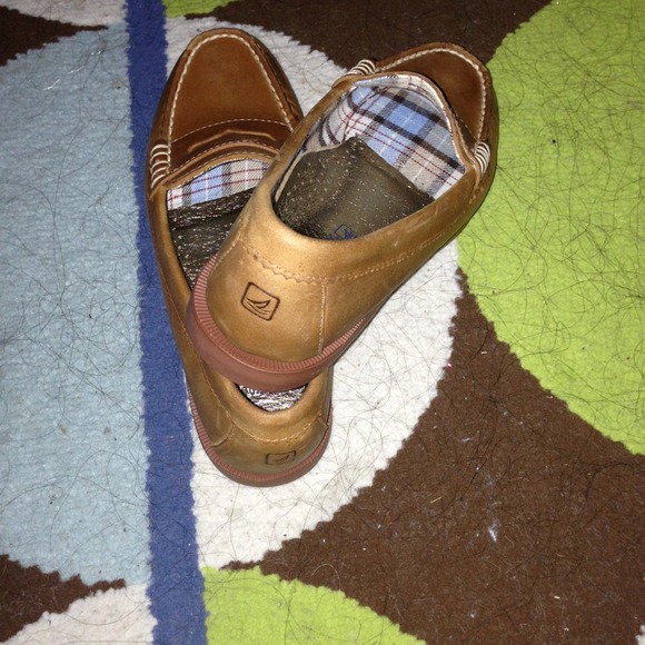 ⛔RESERVEDKunnybunnykins⛔NWT Sperry Loafers Size 6