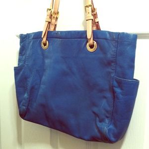 REDUCED!! Michael Kors Jet Set Leather Tote