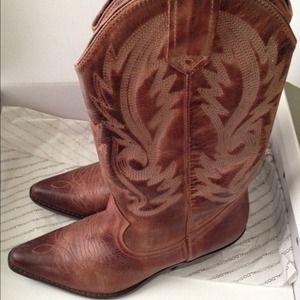 ALDO Leather Cowboy boots!