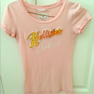 Hollister light pink t shirt