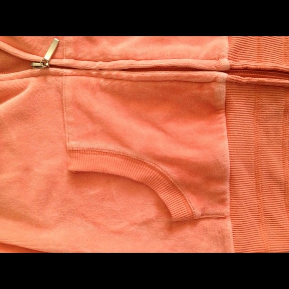 Peach-colored Fleece Sweatshirt - Picture 3 of 4