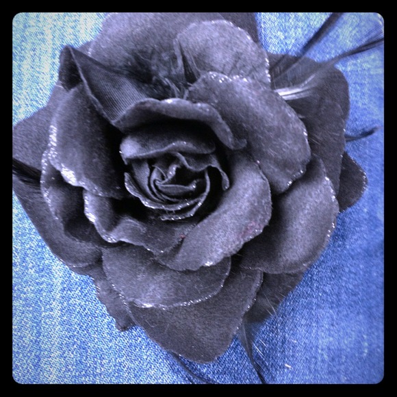 3in black flower and feather hair pice or pendent