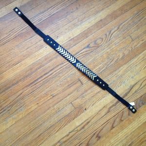 Belt with snap closure. Size medium or large.