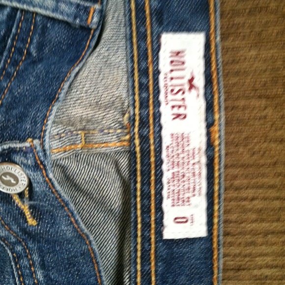 Hollister ripped style jeans size 0 - Picture 2 of 4