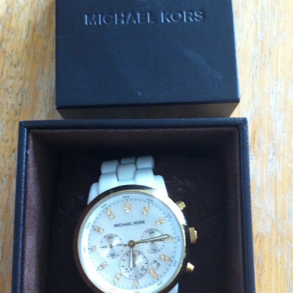 Michael Kors Watch - Picture 2 of 2