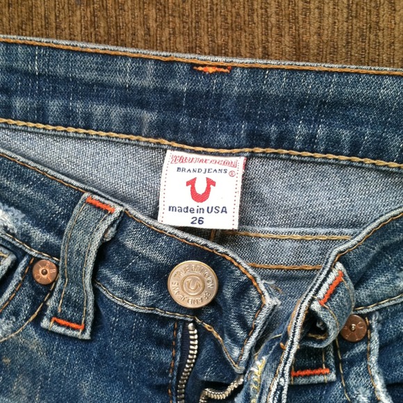 True Religion ripped style - Picture 2 of 4