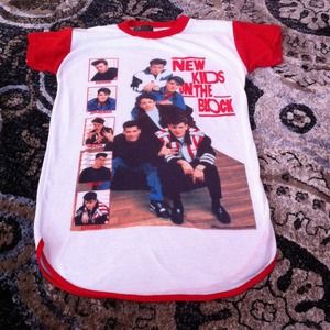 VINTAGE new kids on the block shirt