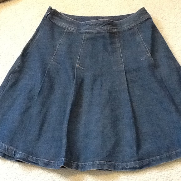 Isaac Mizrahi denim skirt