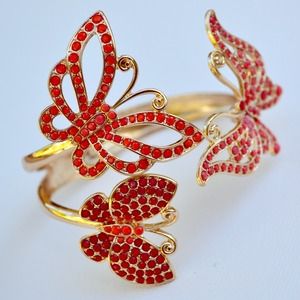 Butterfly cuff