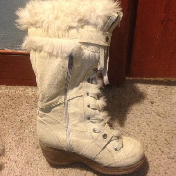 **REDUCED!!**Aldo boots - Picture 3 of 4