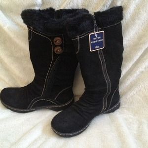 Black Bass Otto water resistant boots. Size 7 1/2.