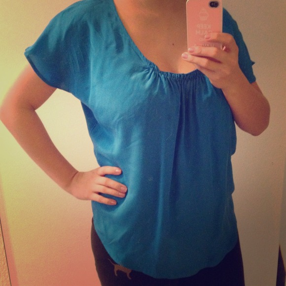 Blue 100% flowy silk top