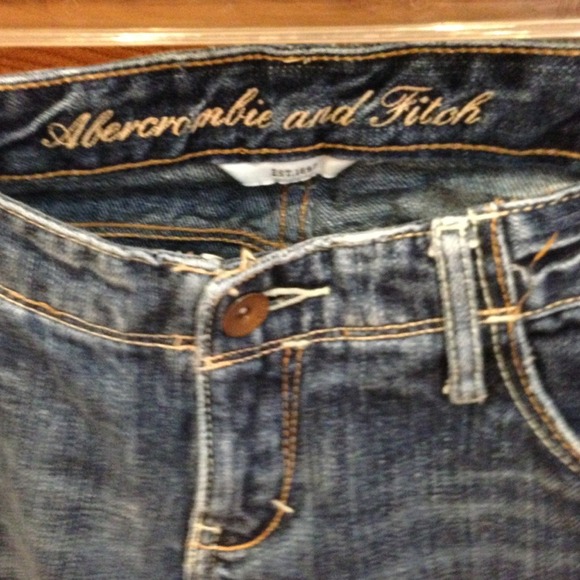 Abercrombie blue jeans