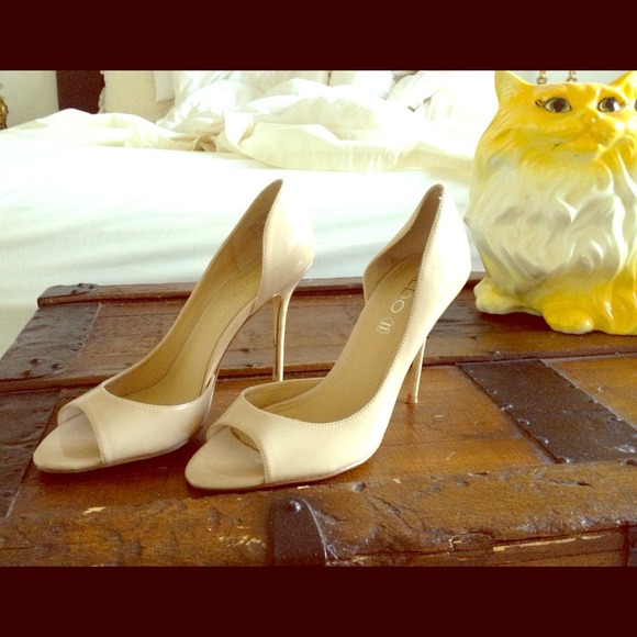 Aldo size 8 nude heels