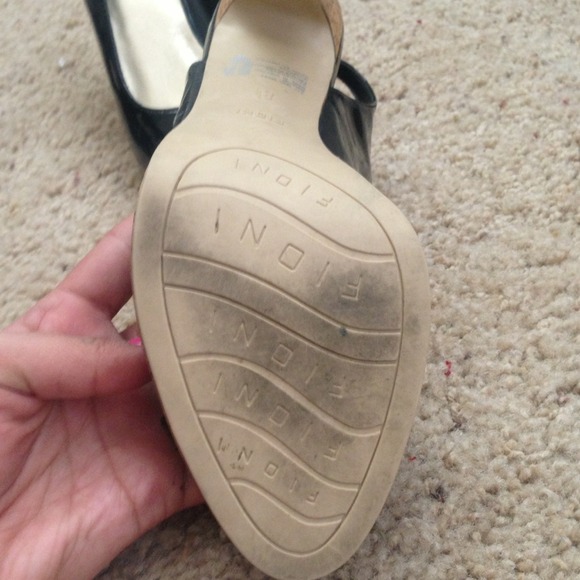 FIONI Open Toe Heels... - Picture 3 of 3