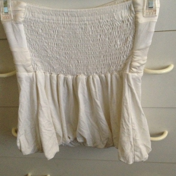 ❌SOLD❌ Bebe Top - Picture 3 of 4