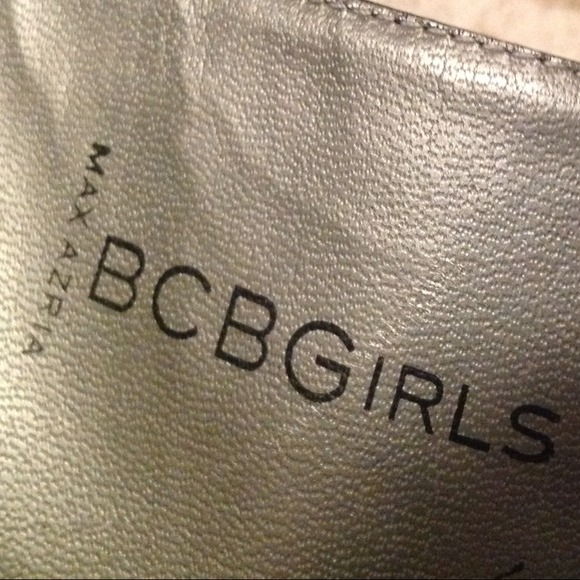 🌺2.75in black high heel boot. W/silver hardware🌺 - Picture 4 of 4