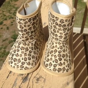 Leopard print boots