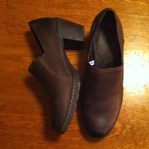 Merona slip on heels size 11