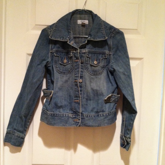 Old navy Denim jacket! Perfect condition!