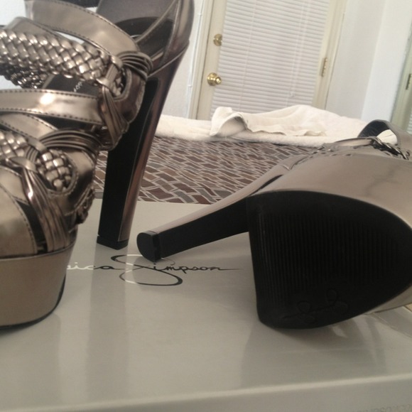 Jessica Simpson heals - Picture 3 of 4