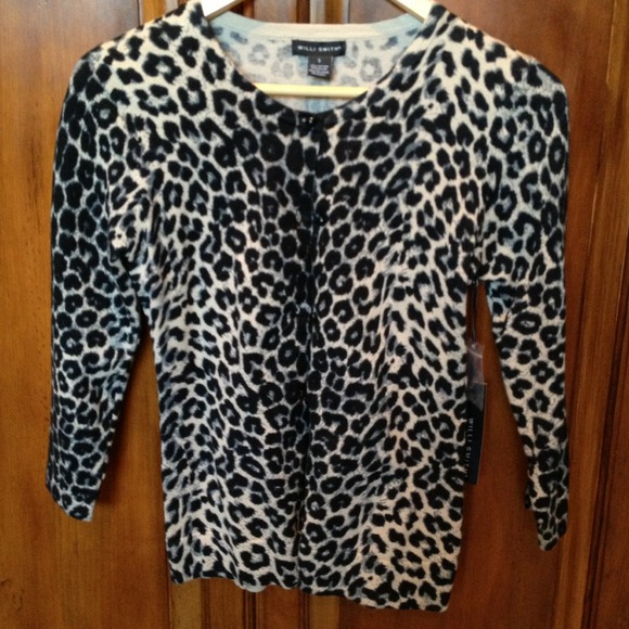 ❌TRADED❌Bundle, gray pajamas and cardigan