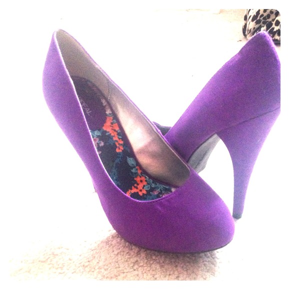 Lovely purples - Picture 1 of 1