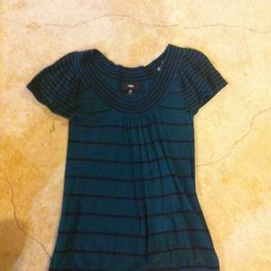 Mossimo sweater shirt