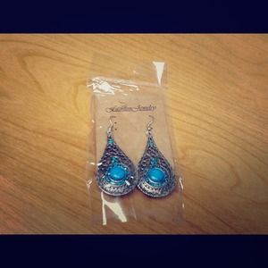 Sliver and light blue tear drop earrings