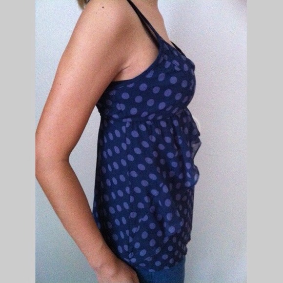 SOLD ❌ Old Navy Ruffle Tank - Picture 2 of 4