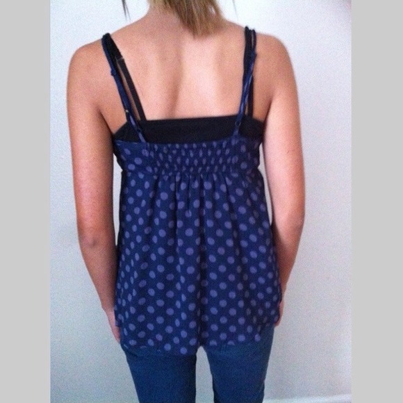 SOLD ❌ Old Navy Ruffle Tank - Picture 3 of 4