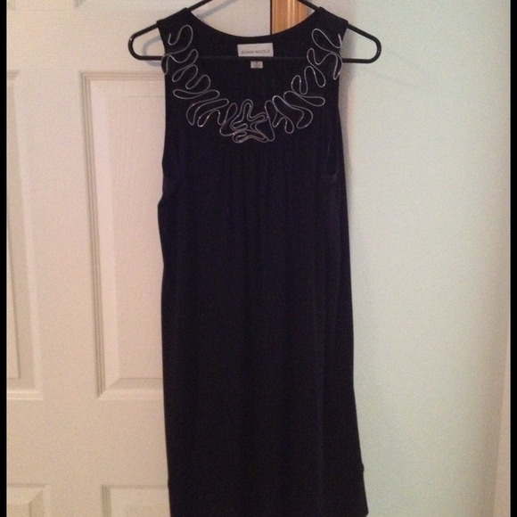 SOLD 💢 Black Sheath Dress with Zipper detail