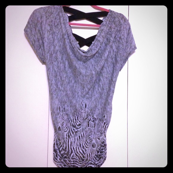 Guess Top