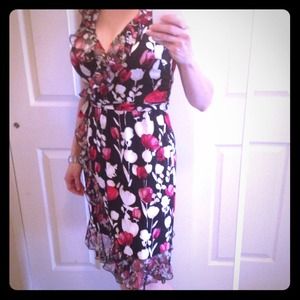 White House Black Market floral dress size 2