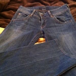 Hudson jeans. Size 26. Comfy!