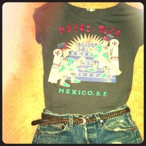 Vintage inspired t-shirt.