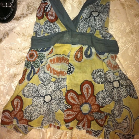 Tops - 🔥💐CLEARANCE💐🔥adorable print halter