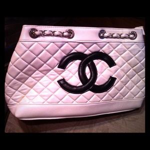 SOLD • BUNDLE • Knockoff Chanel bag + wallet.