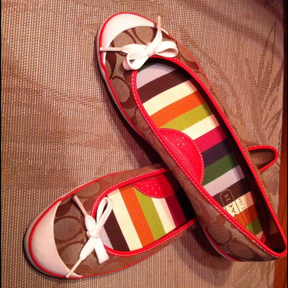 Coach flats. Size 9.